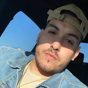 Meet your Posher, Christopher